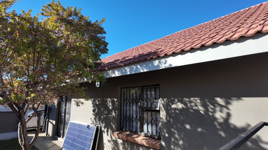 2 Bedroom Property for Sale in Estoire Free State